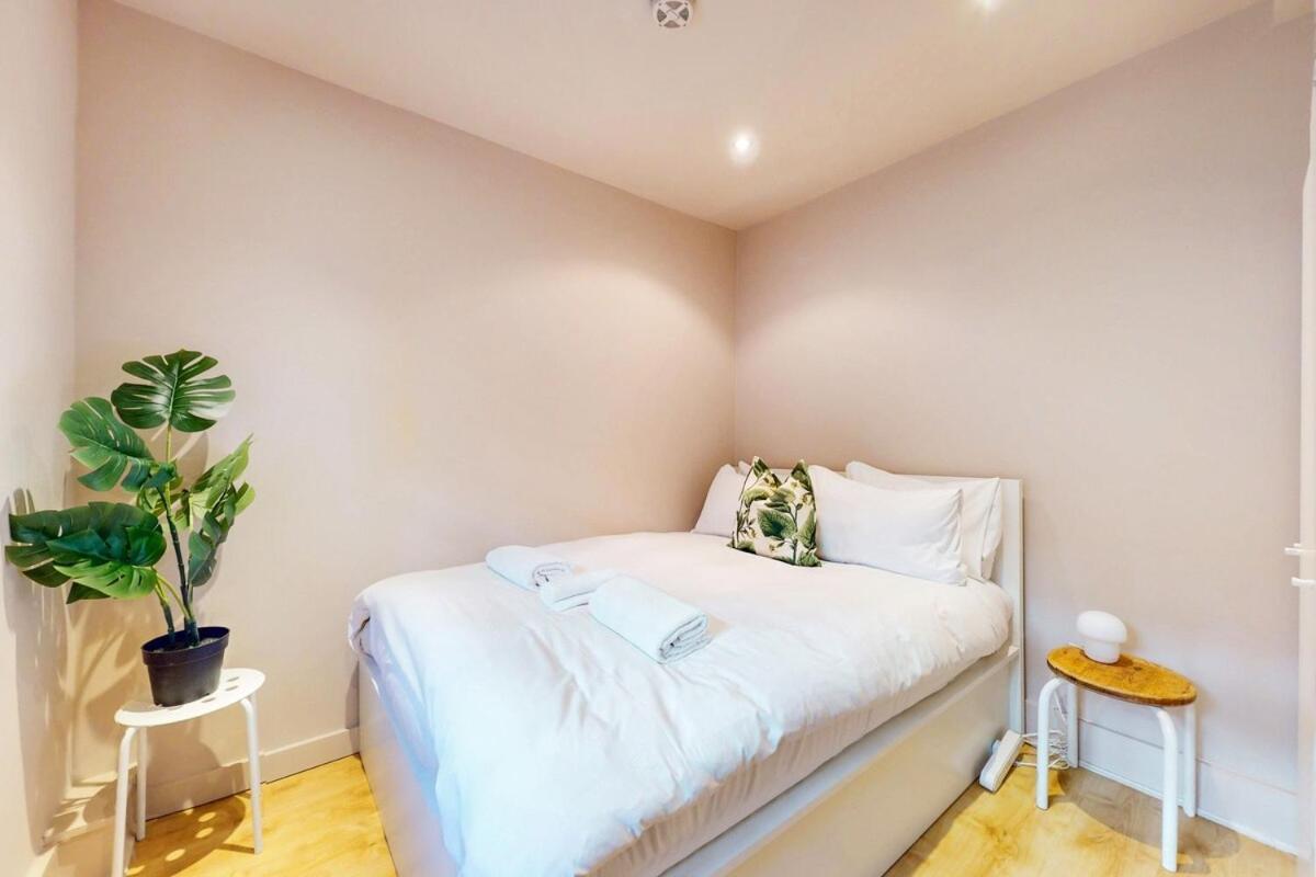 Appartement Charming 1 Bedroom Near Shepherds Bush Station *