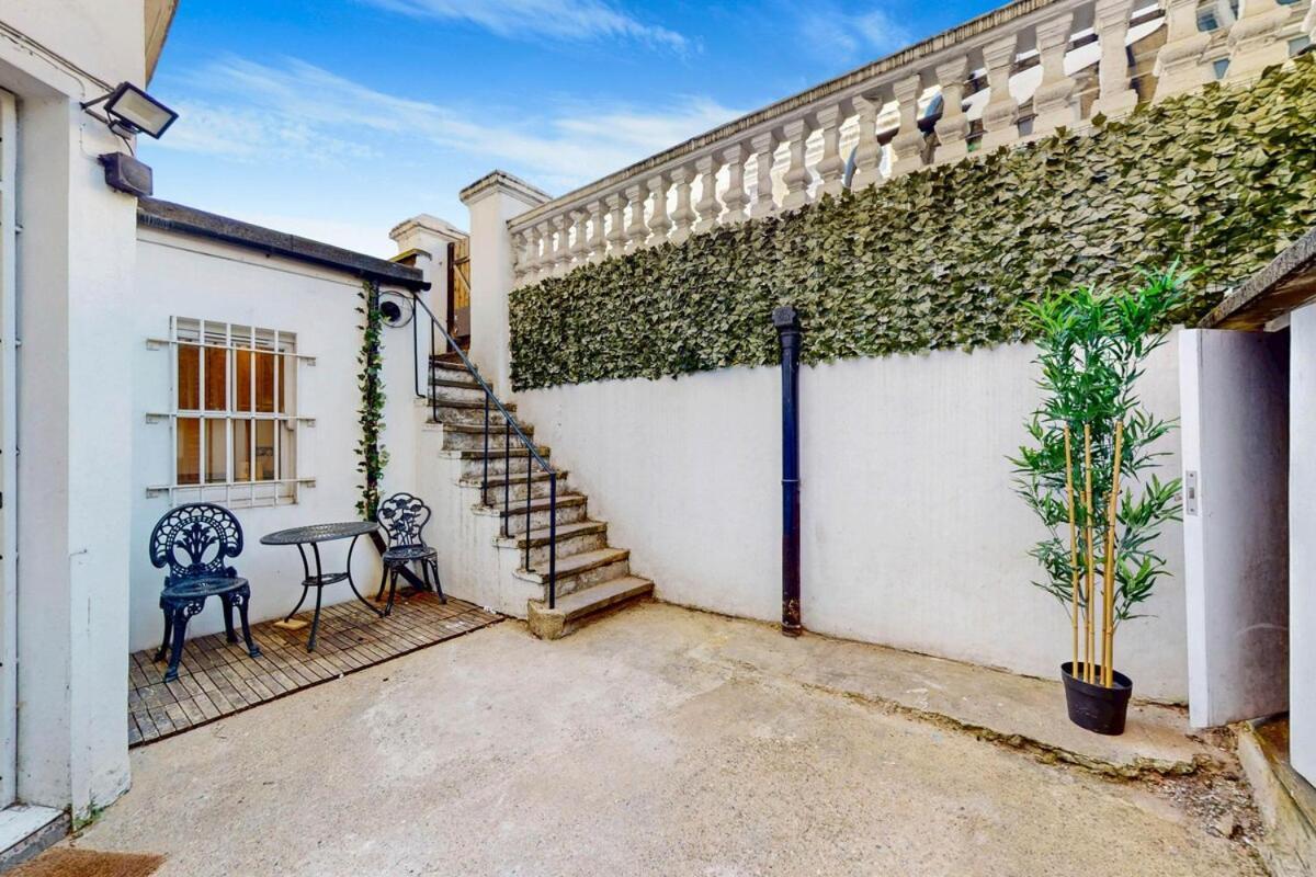 Charming 1 Bedroom Near Shepherds Bush Station Appartement Londres