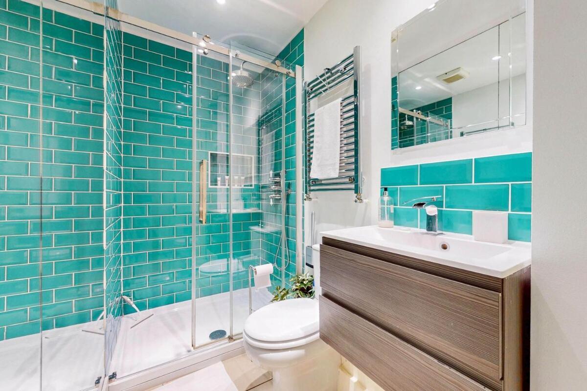Charming 1 Bedroom Near Shepherds Bush Station *